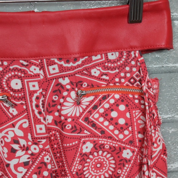 One Teaspoon Leather Cutout Barcelona Kelly Shorts Red XS - Picture 4 of 7